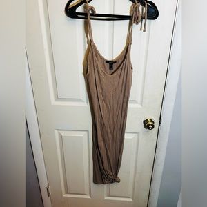 NWT women’s medium midi dress knotted bottom and tie straps in tan/ nude